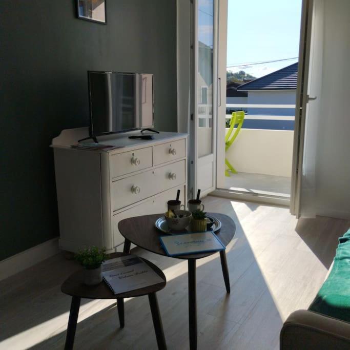 Appartement Verdoyant Au Bord Du Lac Leman Entre Evian Et Thonon Dans Une Villa Publier Esterno foto