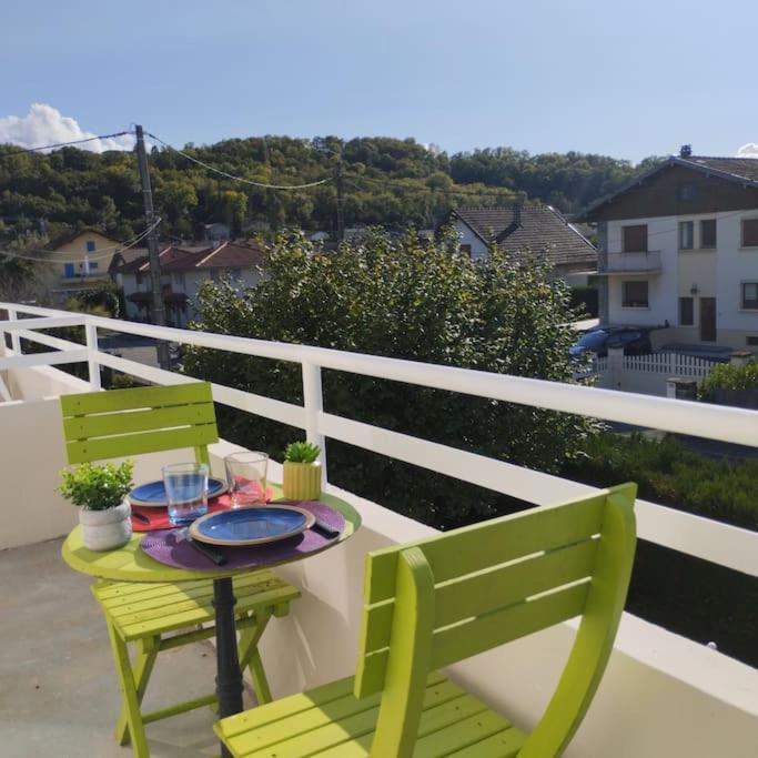 Appartement Verdoyant Au Bord Du Lac Leman Entre Evian Et Thonon Dans Une Villa Publier Esterno foto