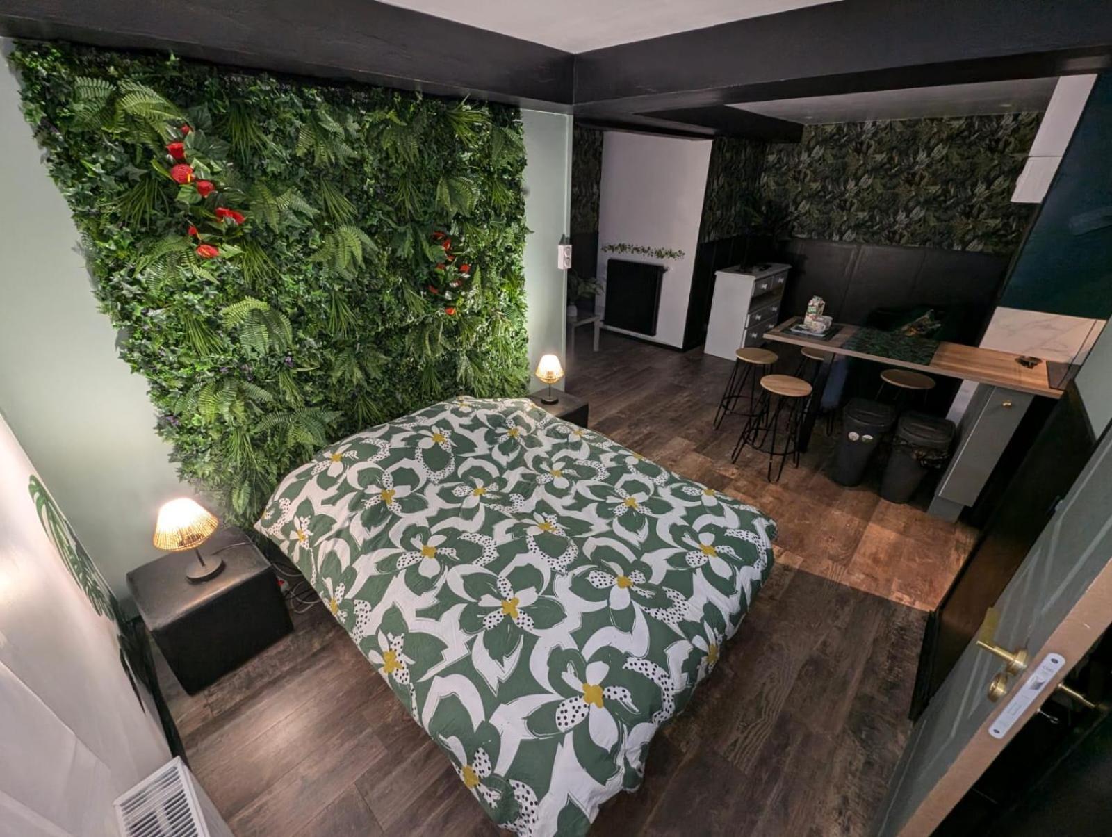 Appartement Verdoyant Au Bord Du Lac Leman Entre Evian Et Thonon Dans Une Villa Publier Esterno foto