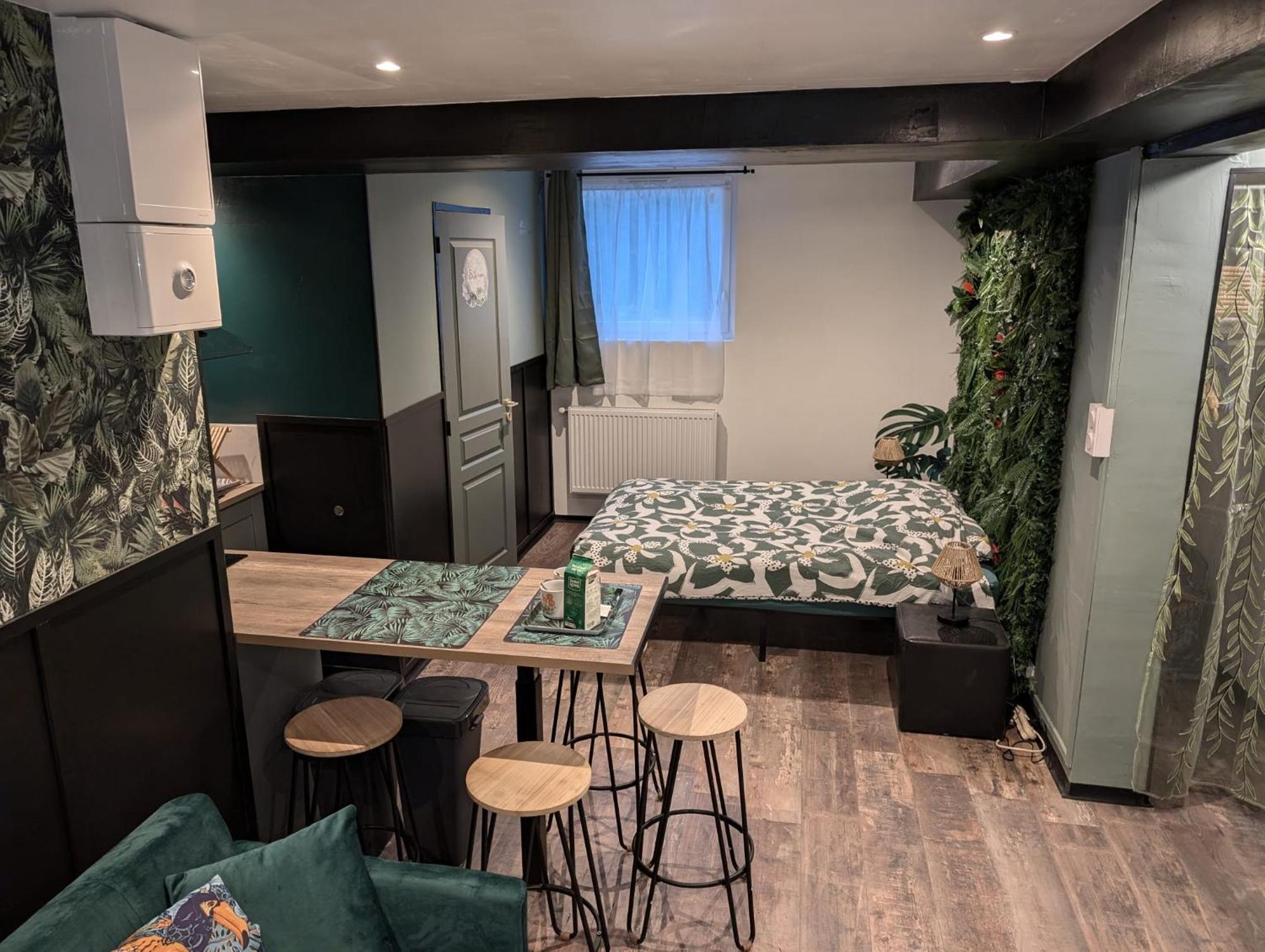 Appartement Verdoyant Au Bord Du Lac Leman Entre Evian Et Thonon Dans Une Villa Publier Esterno foto