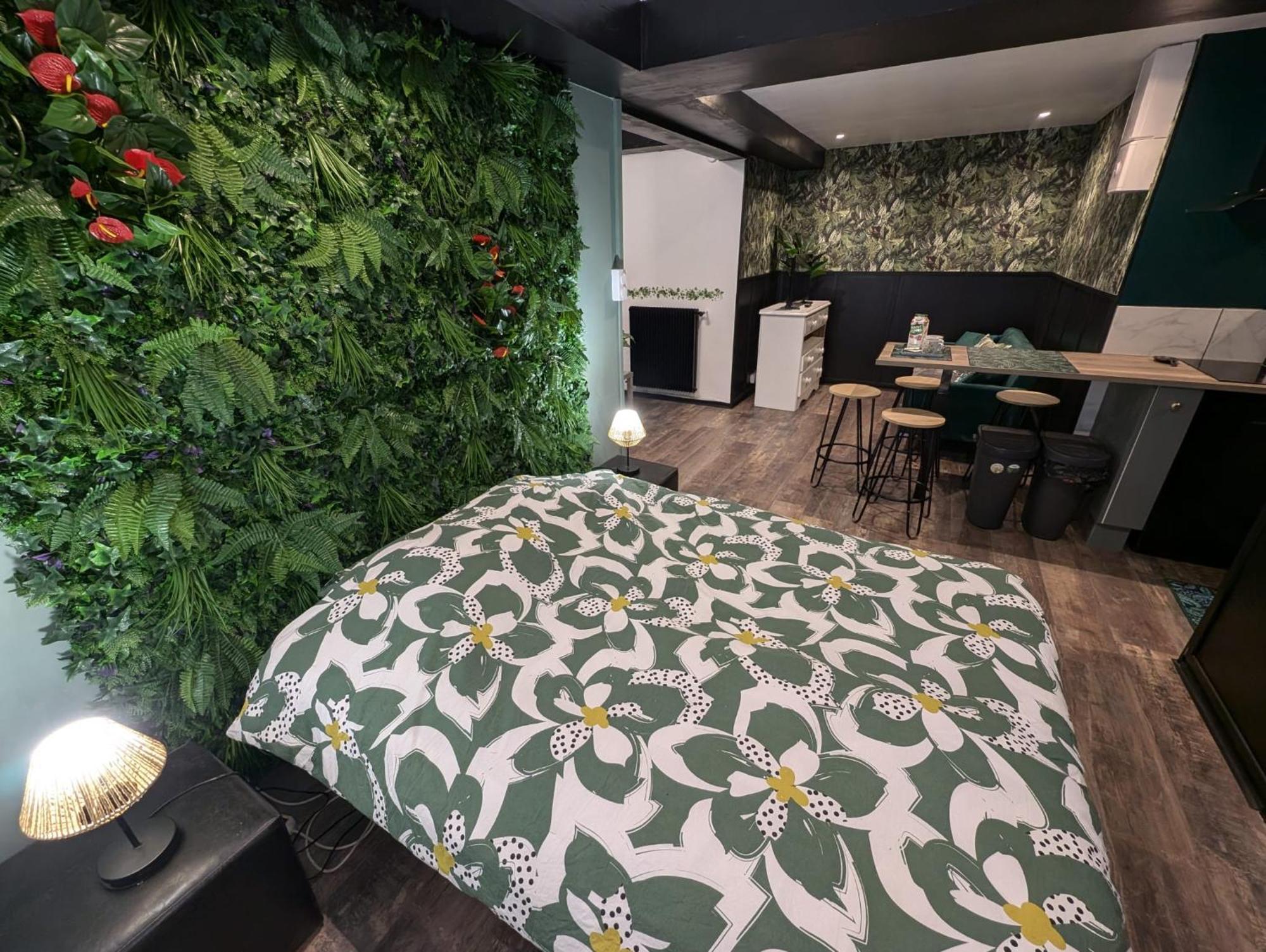Appartement Verdoyant Au Bord Du Lac Leman Entre Evian Et Thonon Dans Une Villa Publier Esterno foto