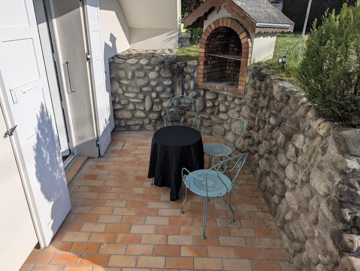 Appartement Verdoyant Au Bord Du Lac Leman Entre Evian Et Thonon Dans Une Villa Publier Esterno foto